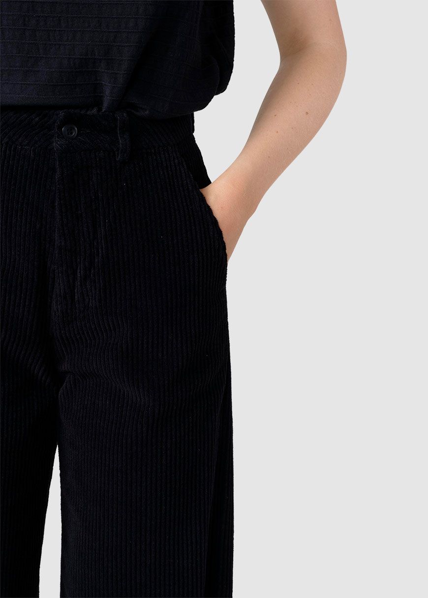 Lydia Jumbo Corduroy Pant