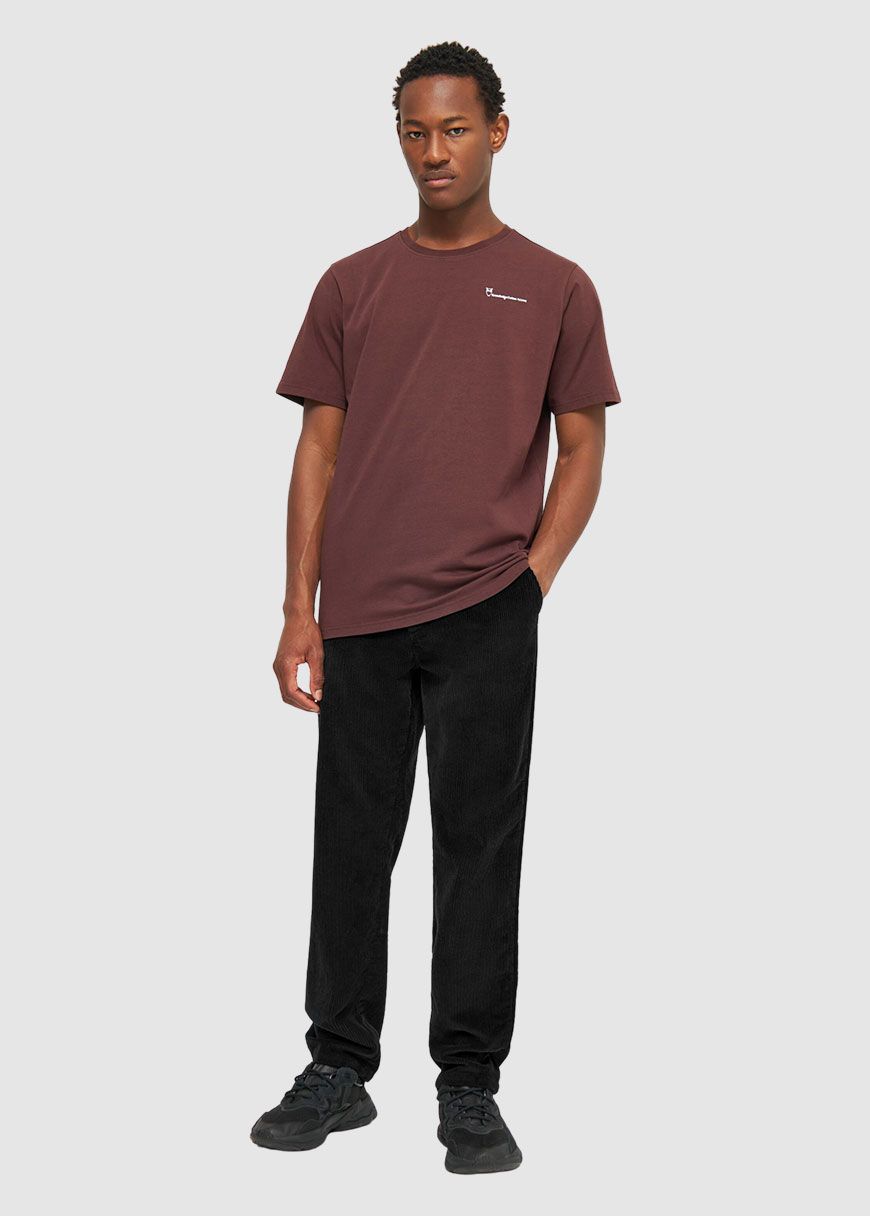 Chuck Regular 8-Wales Corduroy Chino Pants