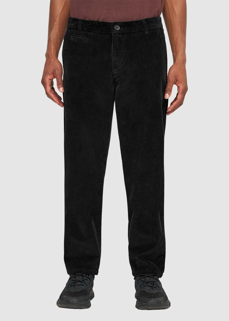 Chuck Regular 8-Wales Corduroy Chino Pants