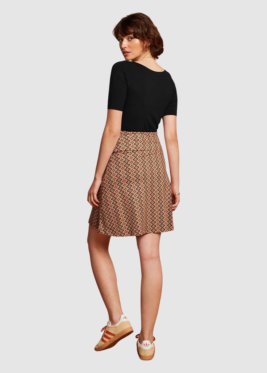 Border Skirt Twisted