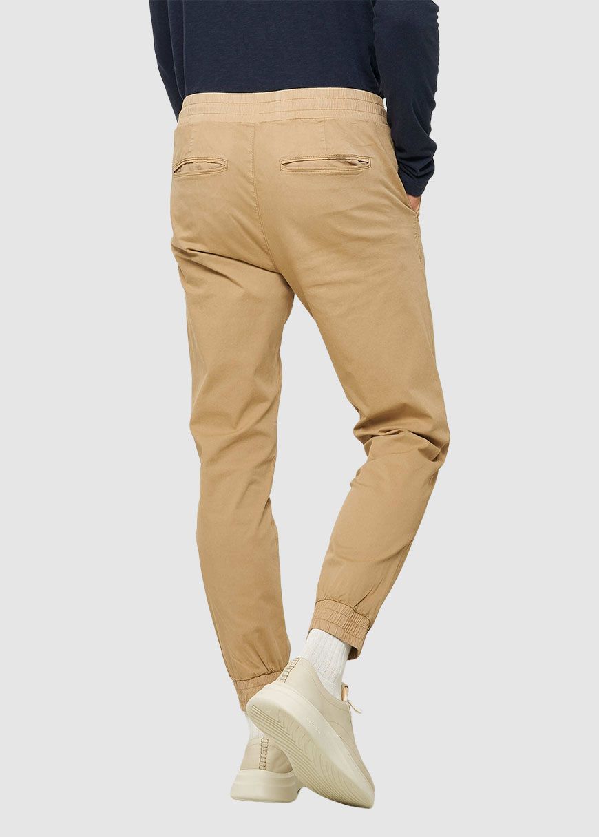 Jogg Chino Musa